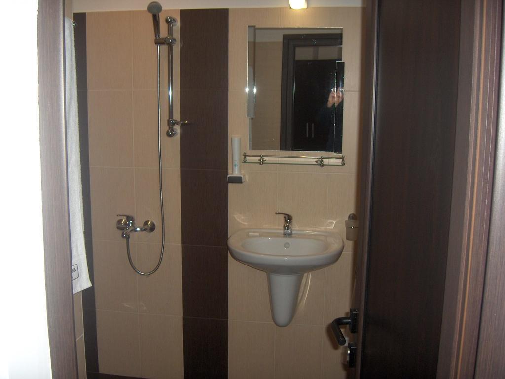 Krasteva House Hotel Berkovitsa Room photo