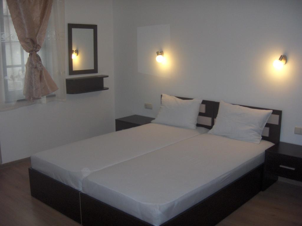 Krasteva House Hotel Berkovitsa Room photo