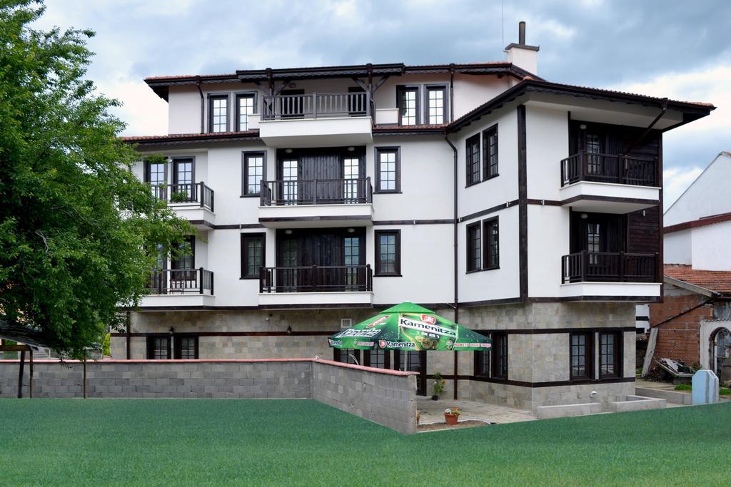 Krasteva House Hotel Berkovitsa Exterior photo
